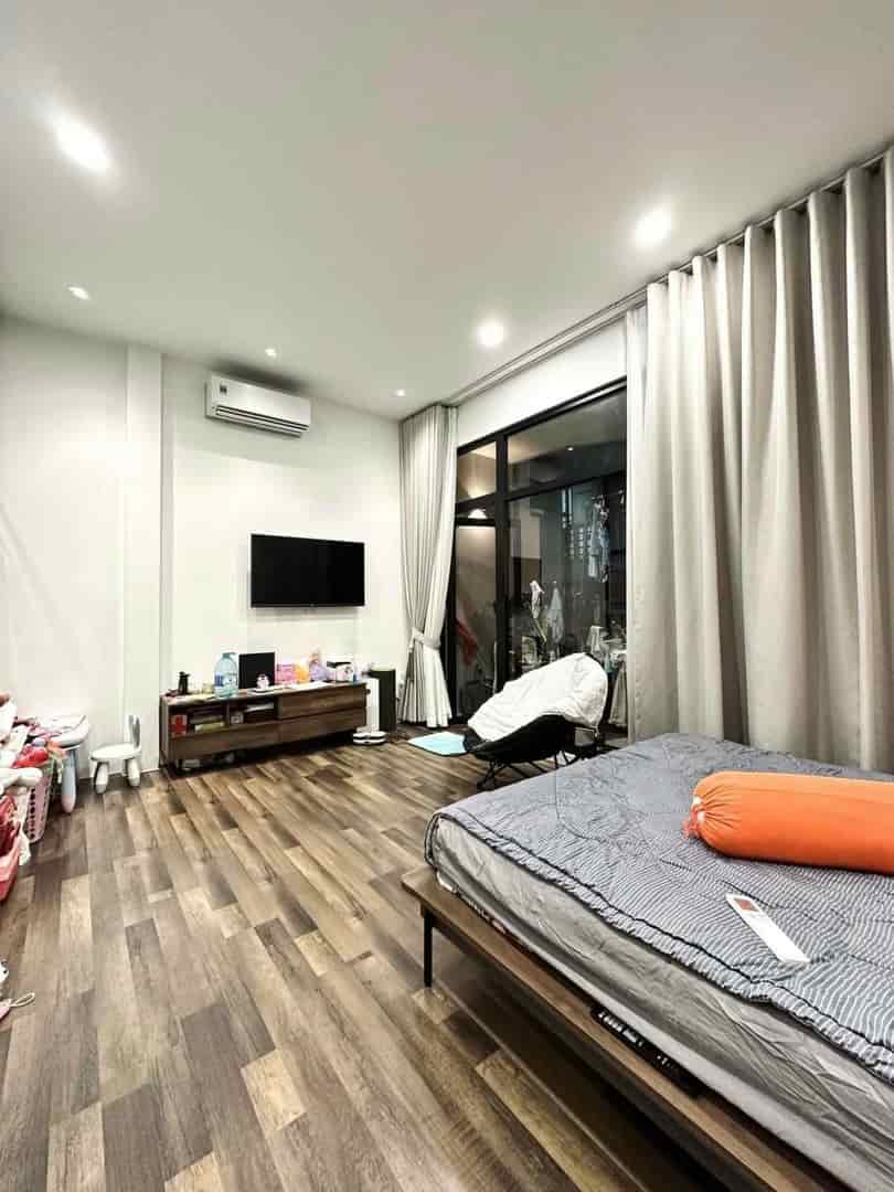 Vào ở ngay! bán nhà đẹp 3 tầng Trần Quang Diệu, 65m2, 5.2x12.5m, 7.5 tỷ TL