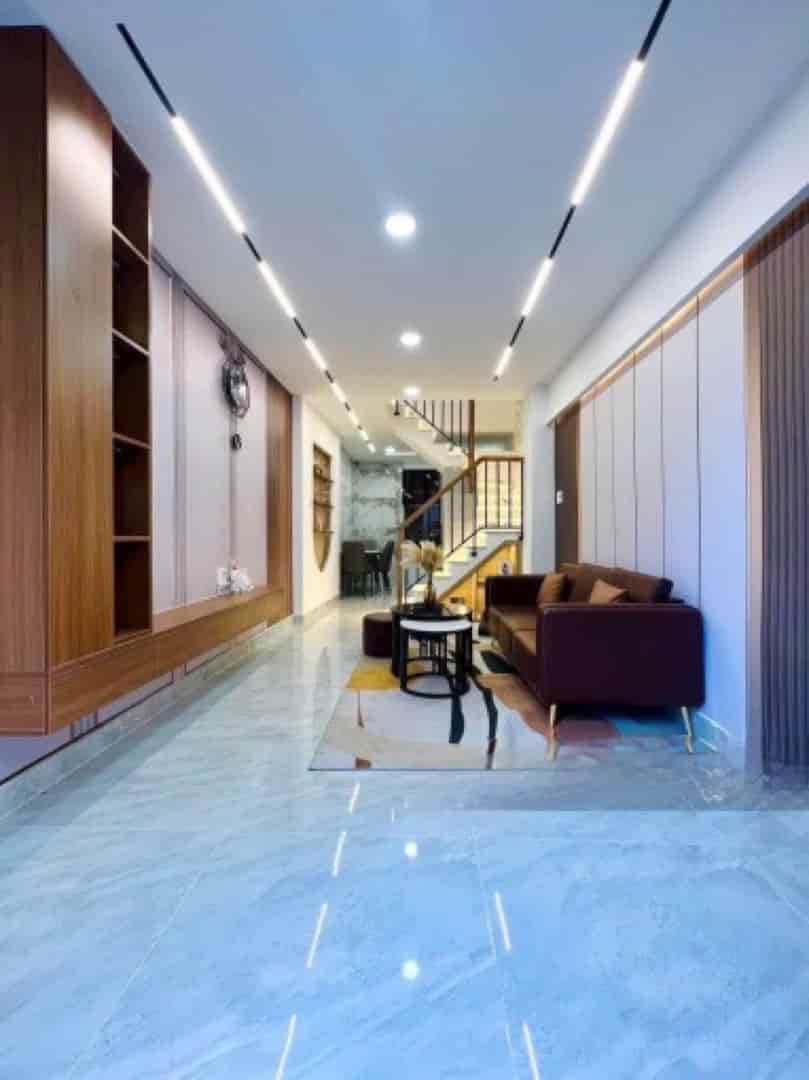 Vỡ nợ bán nhà 60m2 2 tỷ 350 Nguyễn Văn Quá Đông Hưng Thuận Q12 có sổ