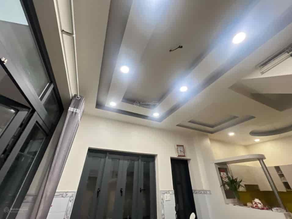 Bán nhà Đặng Văn Bi, phường Trường Thọ, 50m2, 3 tầng, 4PN, nhỉnh 4 tỷ