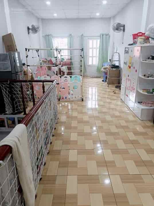 Bán nhà mới đẹp 60m2, nở hậu tài lộc, gần Vincom, Tăng Nhơn Phú B, chỉ 3.8 tỷ