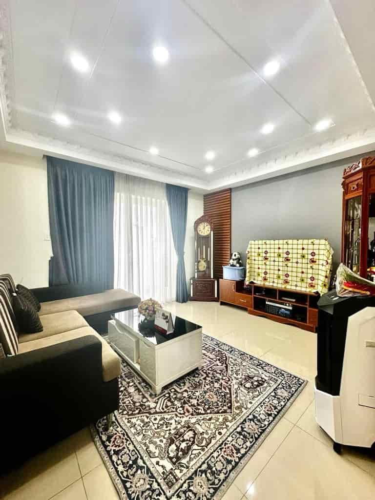 Nhà ngay Vạn Phúc City, hxh sát mt, 57m2, 5 tầng, chỉ 8.6 tỷ