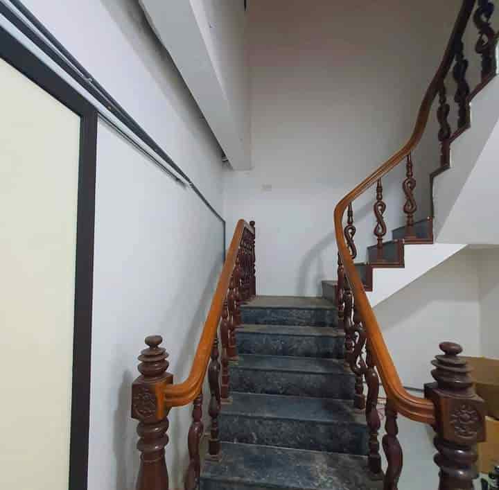 Cho thuê nhà Nguyễn Khuyến, Văn Quán, Hà Đông, DT 50m, 3 tầng giá 15 triệu