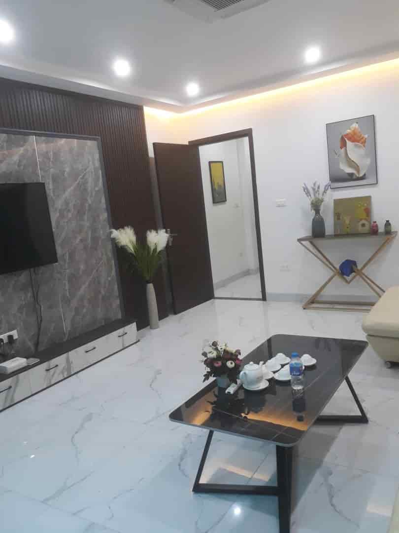 Cho thuê nhà mới xây, thang máy, ô tô Mỗ Lao, Hà Đông 70m, 5T giá 30tr