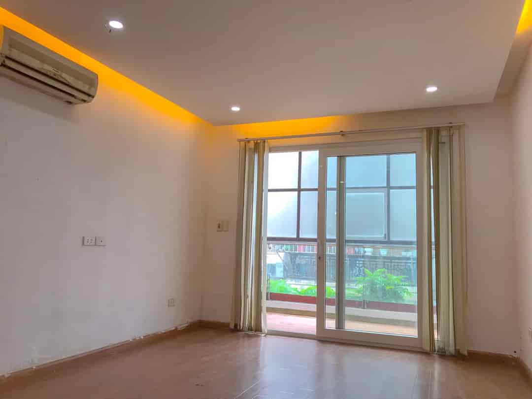 Cho thuê nhà ngõ ô tô Trung Kính Cầu Giấy DT 50m2, 5 tầng, giá 25tr