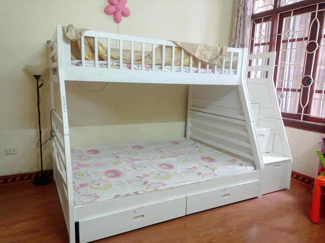 Cho thuê nhà ngõ ô tô Dương Quảng Hàm Cầu Giấy 80m x 4T, 4 phòng giá 22 triệu