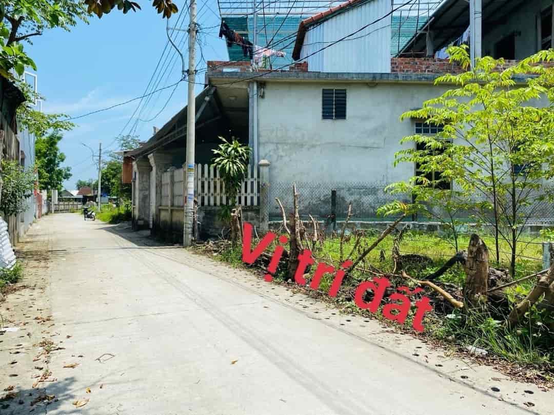 Chính chủ cần bán lô đất tại Nguyễn Tất Thành thuộc phường Phú Bài Thị xã  Hương Thủy, Huế