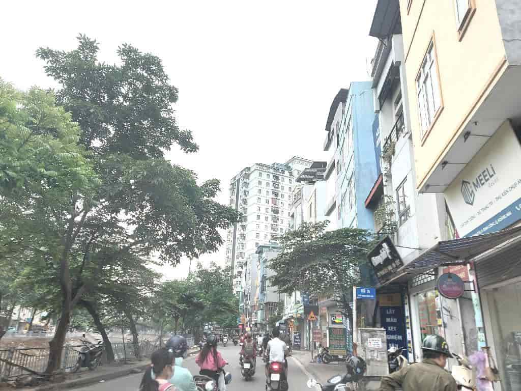 Bán nhà Trịnh Đình Cửu, mặt phố, vị trí đẹp, mặt tiền rộng, kinh doanh đỉnh, có 1 không 2 trong khu vực 50m