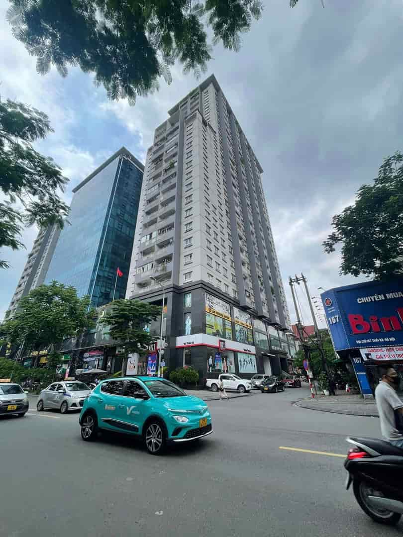 Cần bán chung cư Sông Hồng Land 165B Thái Hà 108m, 3 ngủ, 2wc có slot ô tô