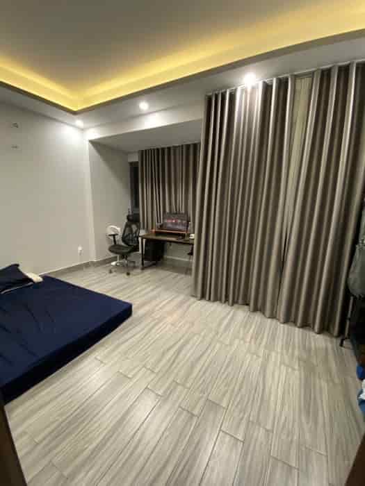 Bán nhà đẹp, mới xây full nội thất, đường Đào Tông Nguyên, huyện Nhà Bè, dtsd 120m2, 5.2 tỷ tl