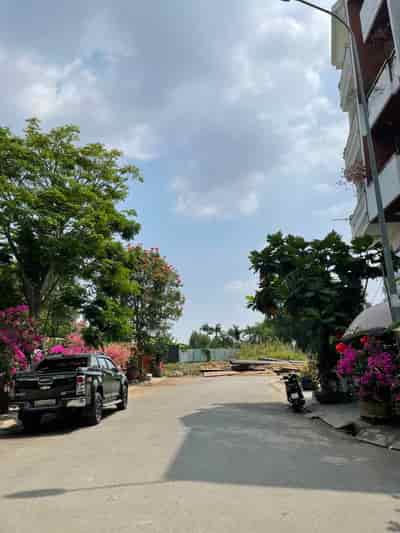 Bán nhà Huỳnh Tấn Phát, quận 7, tặng toàn bộ nội thất, giá chỉ 6.6 tỷ
