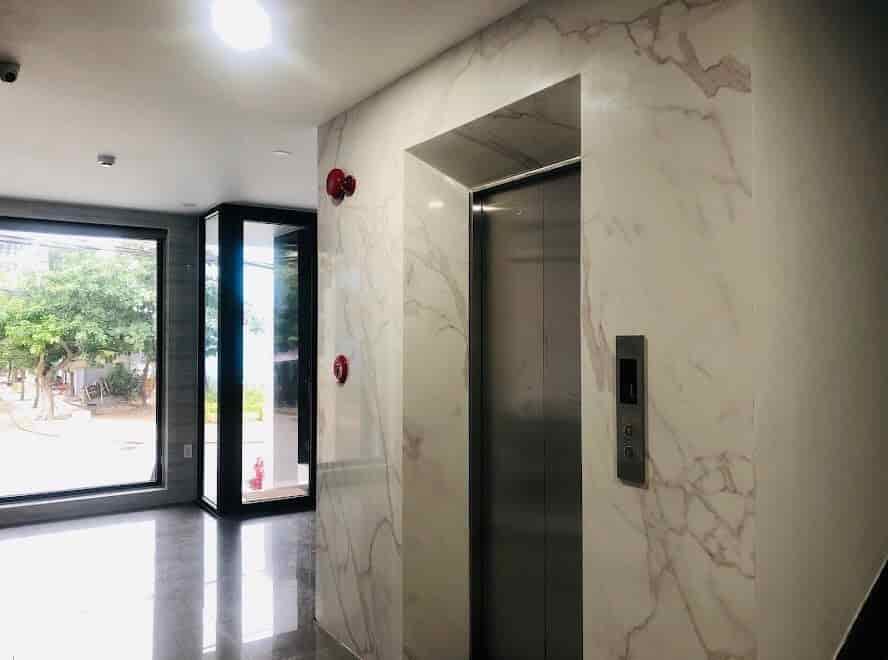 Bán căn hộ 9 tầng thang máy, 90m2, mặt tiền Ngô Quang Huy, giá chỉ 15,5 tỷ
