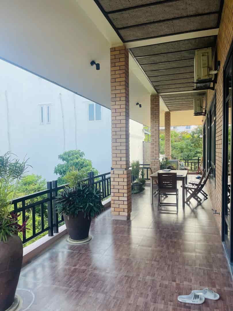 Bán đất tặng villa view biển, đường Mỹ Khê, Sơn Trà, 450m2, 2 tầng, giá chỉ 49.99 tỷ