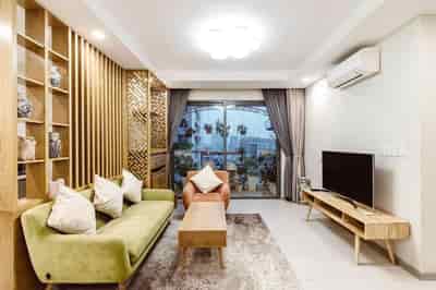 Cần bán căn hộ Garden Gate quận Phú Nhuận diện tích 70m2, 2 phòng ngủ, 1 nhà vệ sinh tặng nội thất giá 1 tỷ