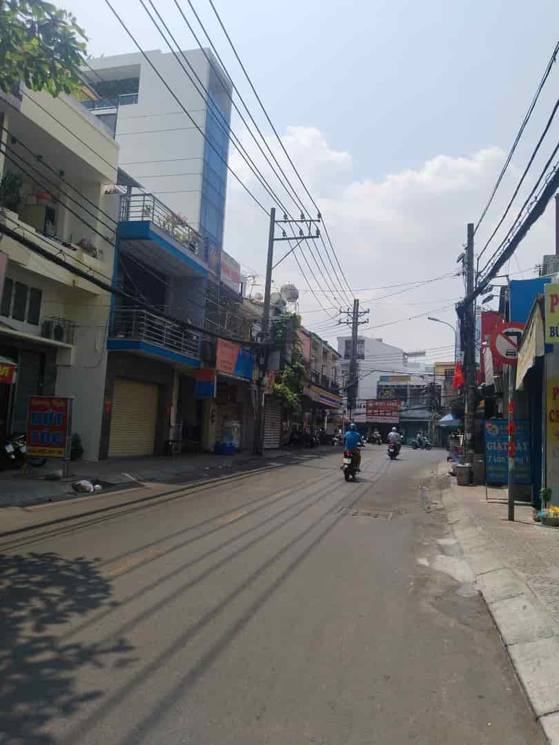 MT Nguyễn Văn Đậu, vị trí trung tâm, gần Phú Nhuận, cung đường kinh doanh sầm uất, giao thông thuận tiện