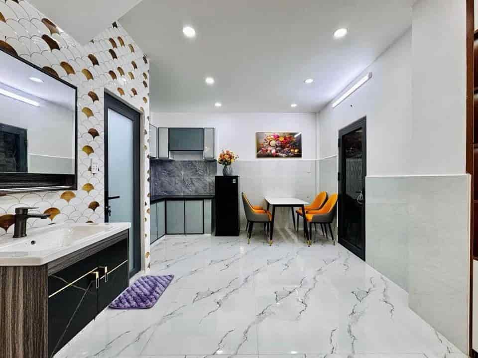 Chủ nhà có việc nên cần bán nhà ở Bùi Hữu Nghĩa 60m2, sổ hồng riêng, giá nhà hạ còn 1 tỷ 650