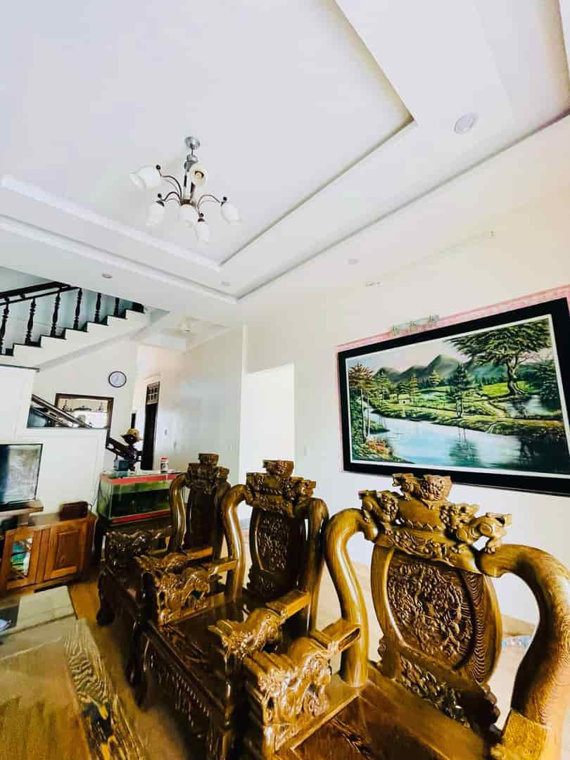 Bán nhà hai mặt tiền kiệt ô tô An Dương Vương, An Đông, TP Huế giá bán chỉ 4.5 tỷ