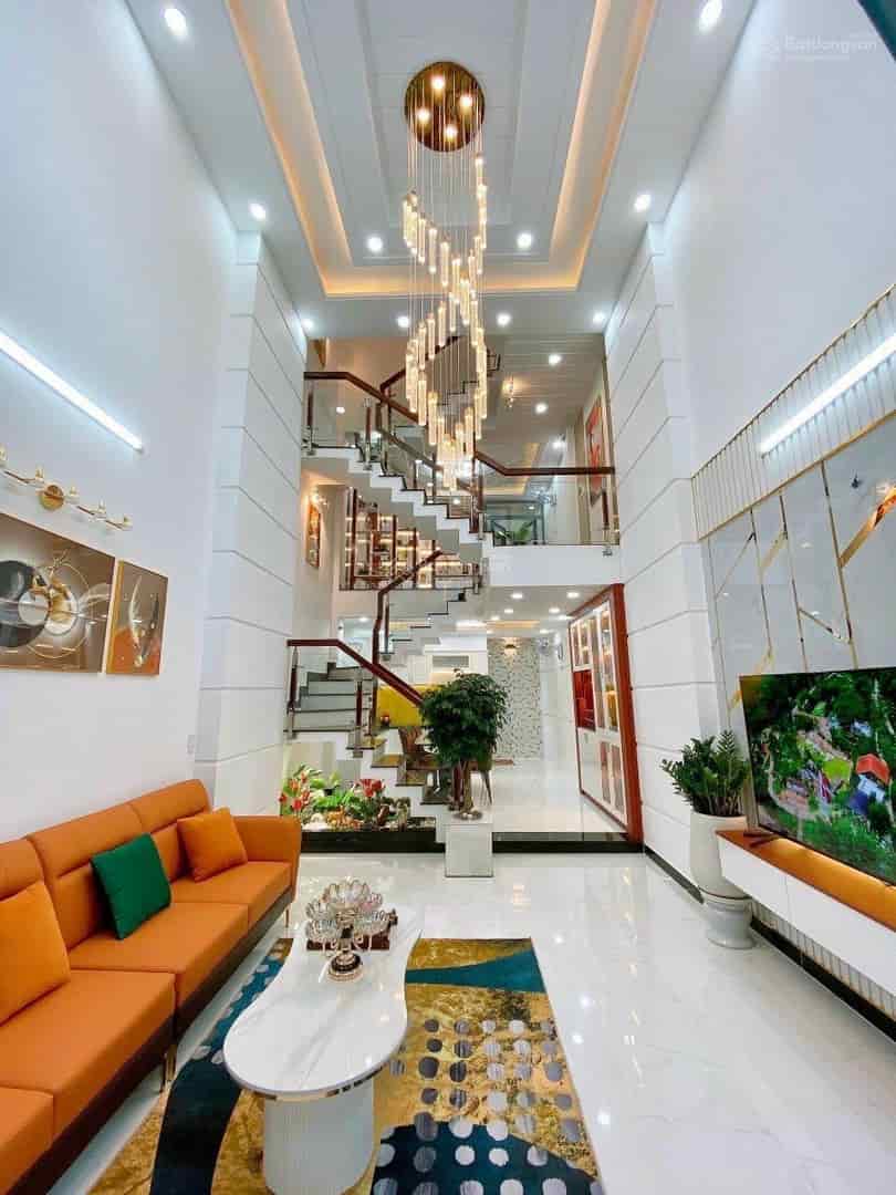 Chính chủ bán nhanh căn nhà gần MTĐ Lê Hồng Phong siêu đẹp, p12, Quận 10, giá 18 tỷ DT 5 x 15m, HXH