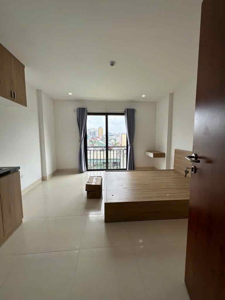 Tòa apartment xây mới 64m2, 18P Hồ Linh Quang, cách hồ và bãi ô tô 30m, DT 1.4 tỷ/năm