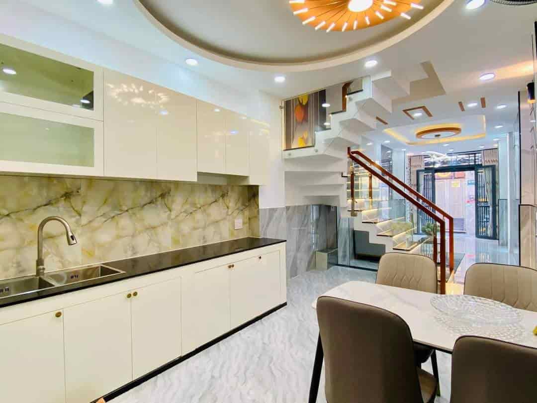 Bình Thạnh, Nguyễn Xí, 58m2 ngang đẹp 4.5m, gần Nơ Trang Long, chỉ 2 tỷ 990