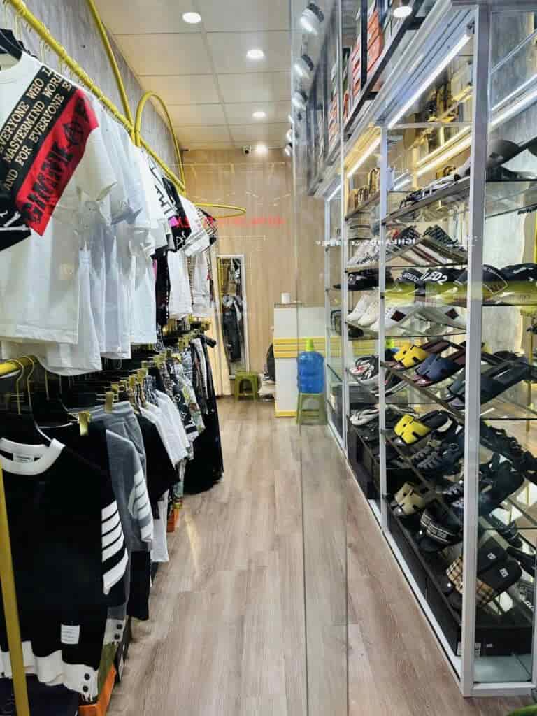 Sang nhượng shop quần áo nam ở Trương Định, Hai Bà Trưng