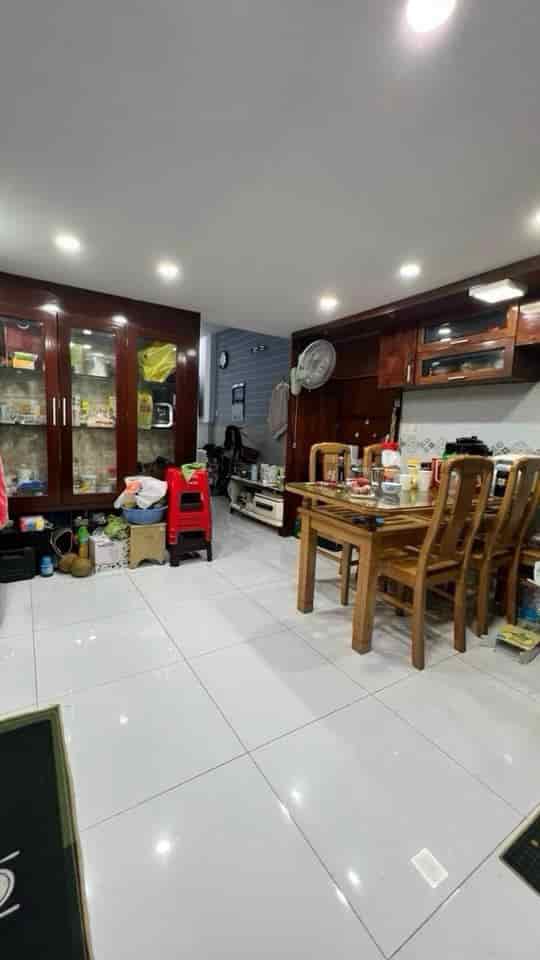 Đổi nhà bán lại căn nhà Phan Huy Ích, Gò Vấp gần siêu thị Emart mới 52m2, giá 2tỷ450