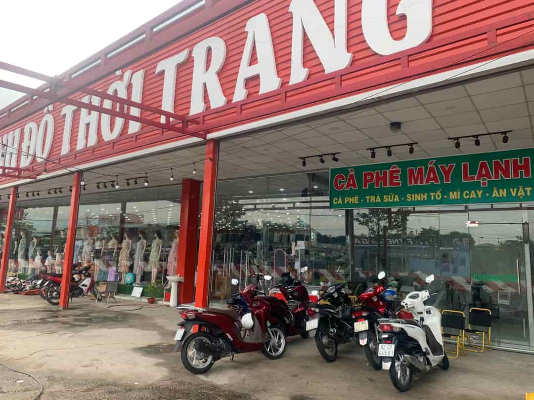 Sang nhượng shop vị trí ngay cổng khu công nghiệp đầu thị trấn Thủ Thừa, Long An