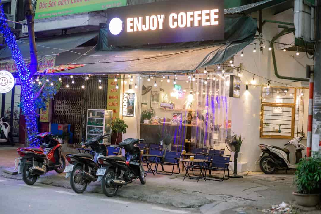 Chính chủ cần sang nhượng quán Cafe do bận cv cá nhân không sắp xếp được thời gian để quản lí quán