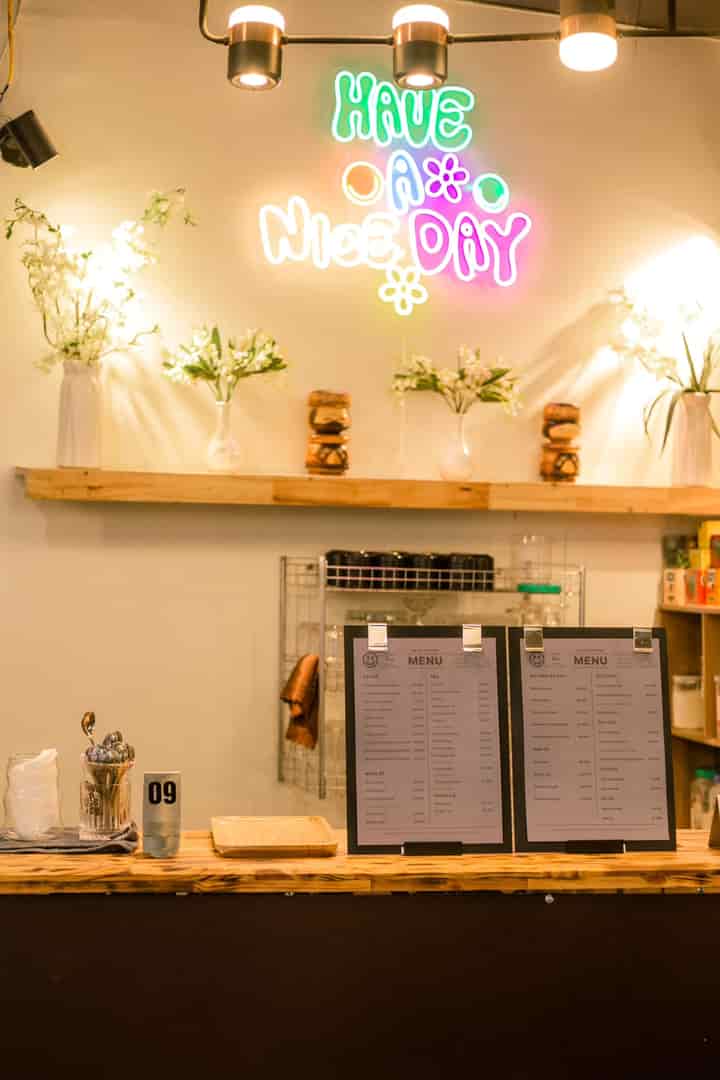 Chính chủ cần sang nhượng quán Cafe do bận cv cá nhân không sắp xếp được thời gian để quản lí quán