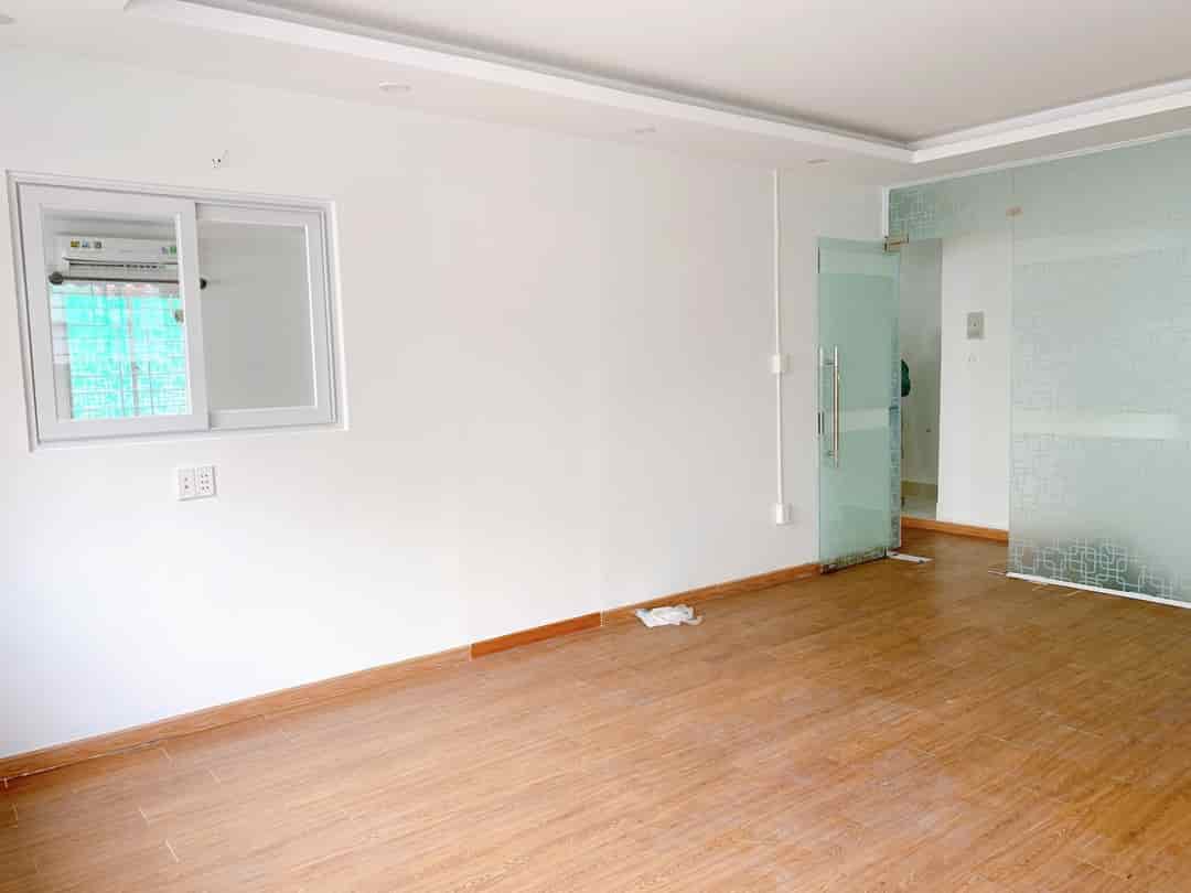 Bán nhà Đặng Minh Trứ Tân Bình, 70m2, 3pn, hxh trước nhà, 5.x tỷ