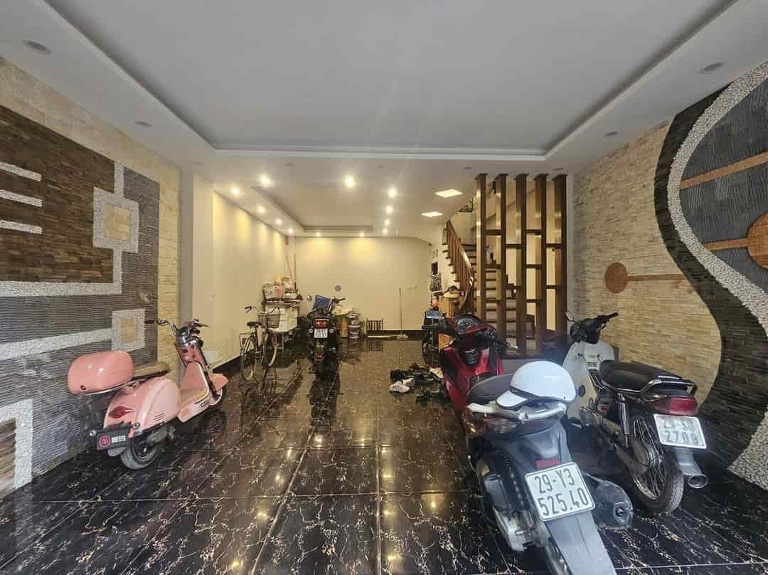 Nhà đẹp Thanh Xuân, 50m2, 5 tầng, kinh doanh, văn phòng, gara ô tô