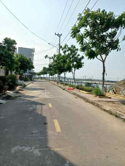 Mặt tiền đường Nguyễn Thúc Trực. p .Nhơn Bình, TP Quy Nhơn