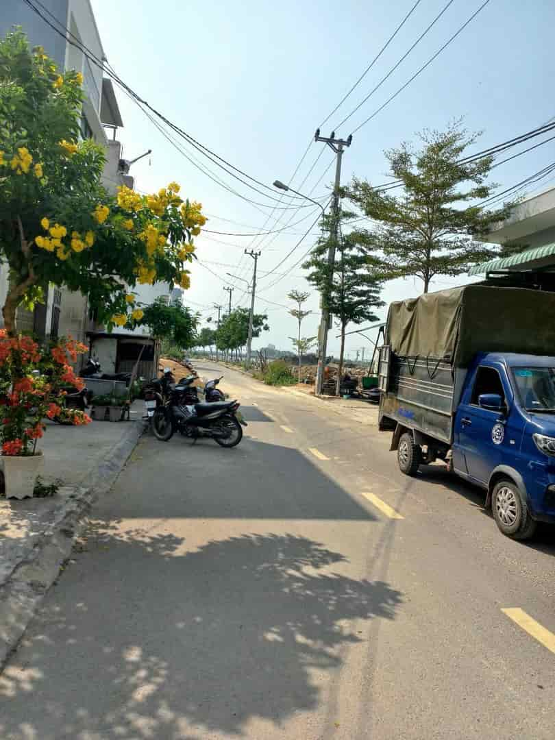 Mặt tiền đường Nguyễn Thúc Trực. p .Nhơn Bình, TP Quy Nhơn