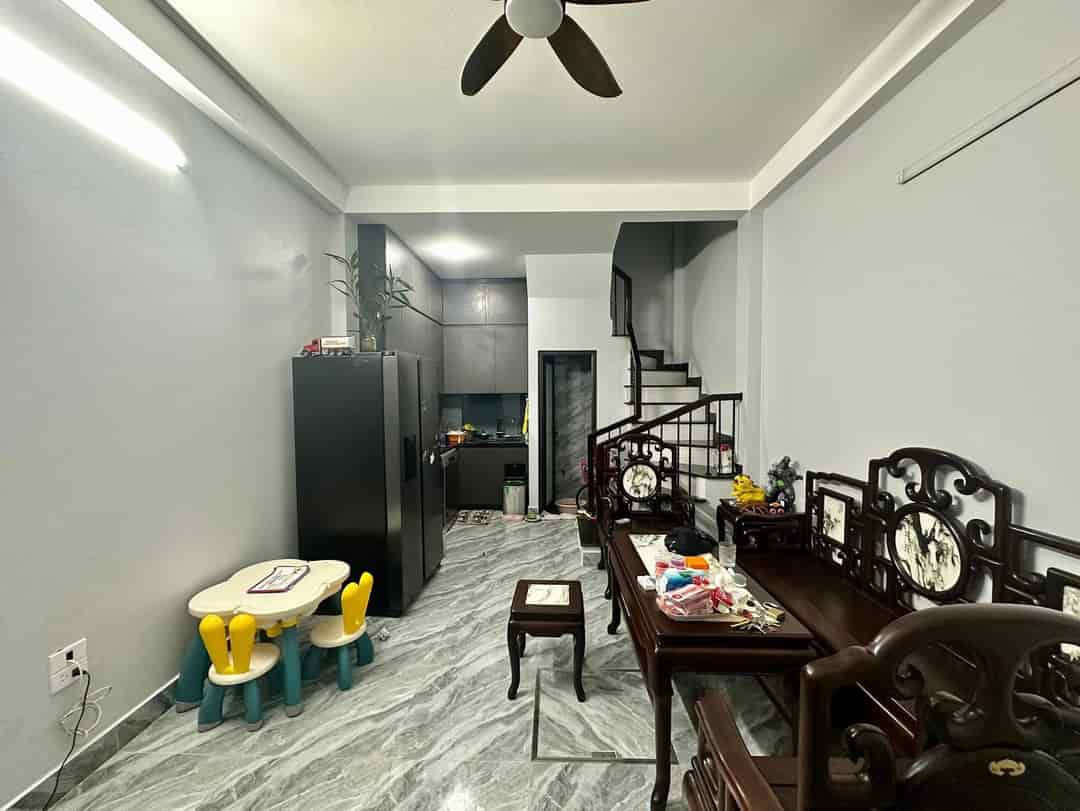 Nhà đẹp nhỏ xinh long lanh, thiết kế sang trọng, 15m ra ô tô, 30m2, 4 tỷ 395