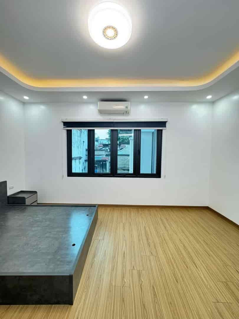 Chỉ 5 tỷ, 30m2, phố vip Quan Nhân, tiện ích ngập tràn, nhà mới tinh full nội thất, ở sướng