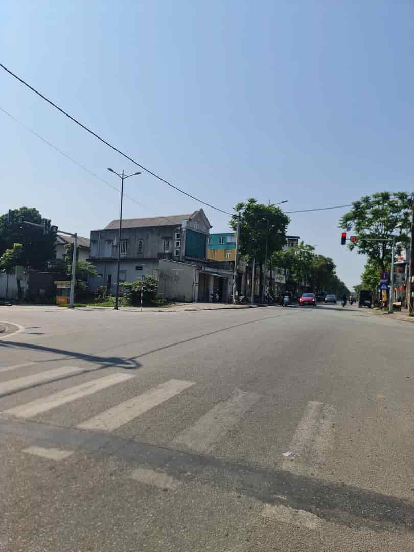 Đất mặt tiền kinh doanh đường Đào Tấn gần ngã 4 Phan Bội Châu