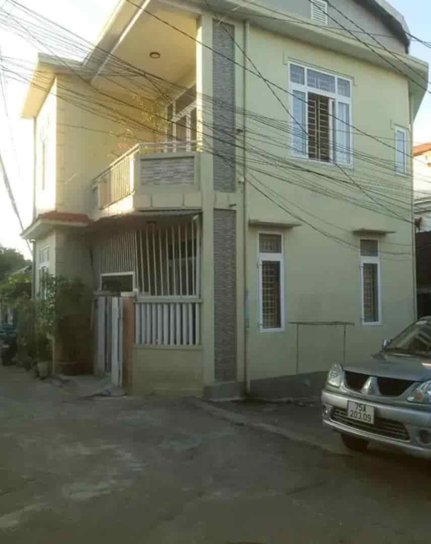 Cho thuê nhà 2 tầng kiệt ô tô Phan Bội Châu, nhà gần đường chính, chỉ 6tr/tháng