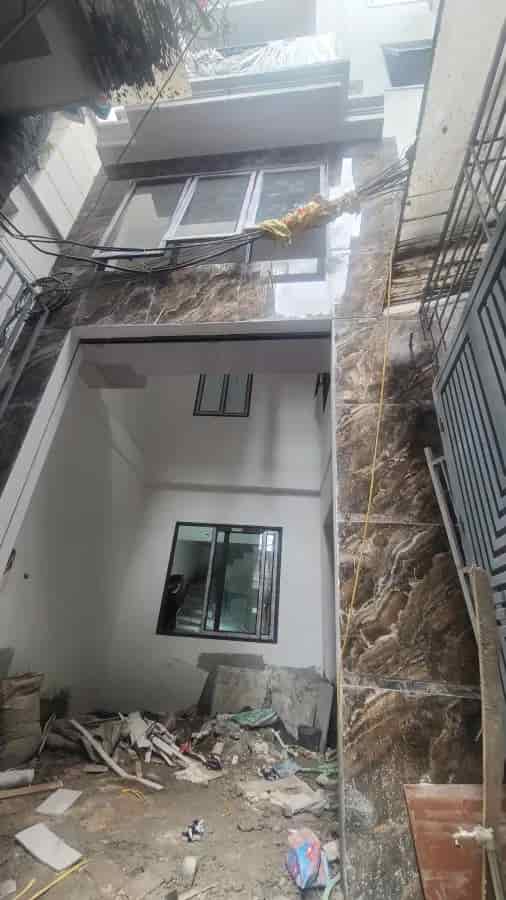 Nhà mới đẹp Hoàng Như Tiếp 62m2, 5 tầng, mặt tiền 7.5m, 6.85 tỷ, Long Biên, có ô chờ thang máy