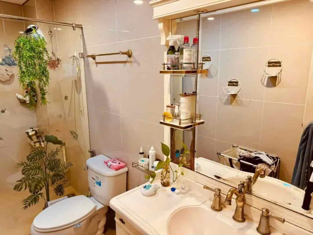 R5 Royal City Nguyễn Trãi 124m2, 2 ngủ master, 2 ban công, view quảng trường, 10.75 tỷ Thanh Xuân