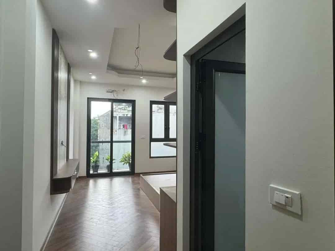 BÁN NHÀ MỚI -ĐẸP NGỌC THỤY, 40M2, 6 TẦNG,MẶT TIỀN 4M, 8.2 TỶ, LONG BIÊN.CÓ THANG MÁY, GA RA 7 CHỖ, ĐƯỜNG