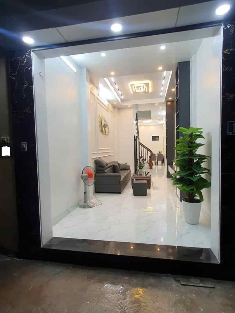 Bán nhà phố Cù Chính Lan, Thanh Xuân, nhà đẹp full nôi thất, ngõ rộng, gần phố, DT 38m2, 4T