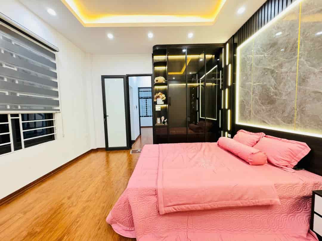 Bán nhà Khương Đình, Thanh Xuân, nhà đẹp, lô góc, gần ô tô dt 38m2, 5T