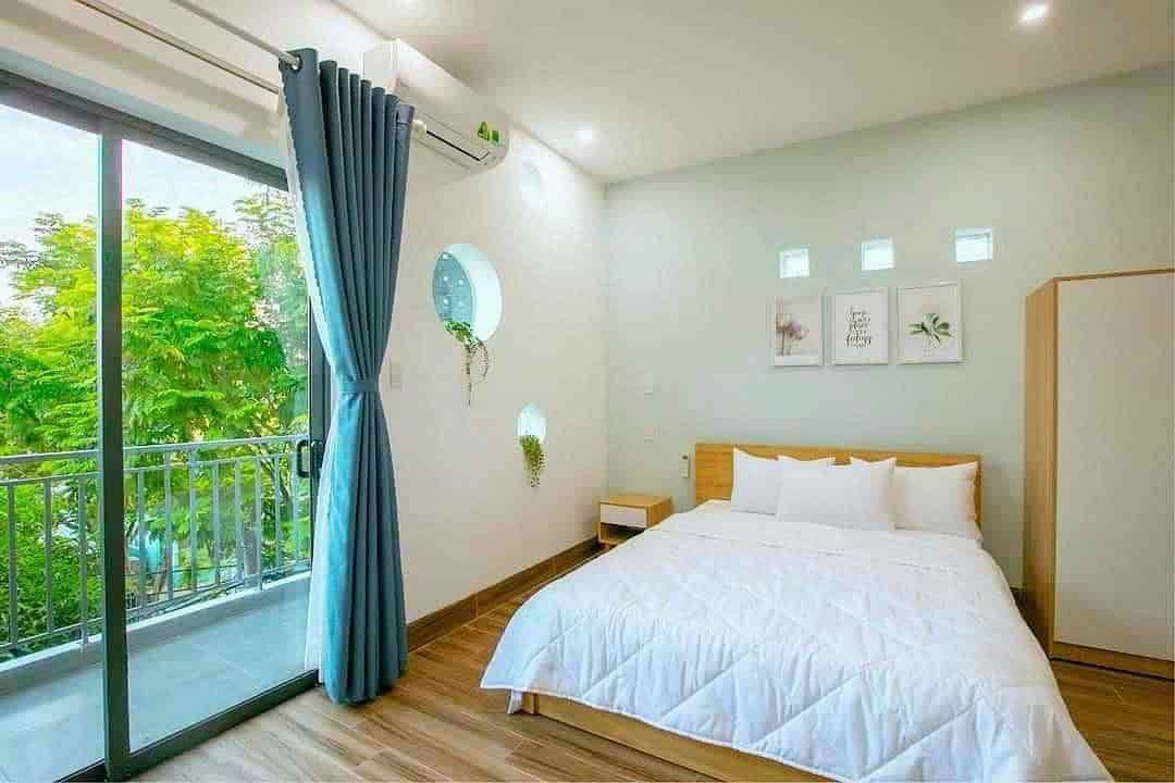 Bán căn hộ 2 mặt tiền đường Nguyễn Thông, 100m2, 4 tầng, giá chỉ 15 tỷ