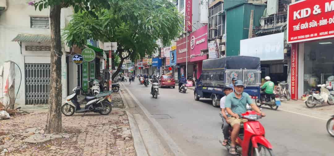 Mặt phố Trương Định, Hoàng Mai, diện tích 150m2, mặt tiền 6.8m, 22m mặt ngõ rộng 2m, giá 42 tỷ