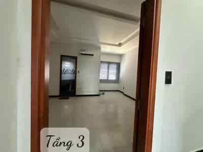 Cho thuê mặt bằng trung tâm tp Thủ Dầu Một, BD, diện tích 11x17m, 950m sàn, có thang máy, giá thuê 80tr/th.