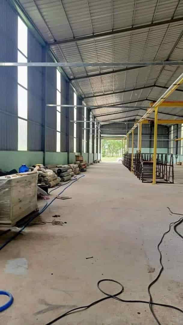 Cho thuê kho Tân Hiệp, Tân Uyên, Bình Dương, diện tích 800m2, bình điện 75kv, phù hợp làm kho chứa hàng