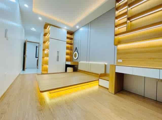 5.28 tỷ có nhà Minh Khai 27m2, T2 là 30m2, full nội thất sang xịn