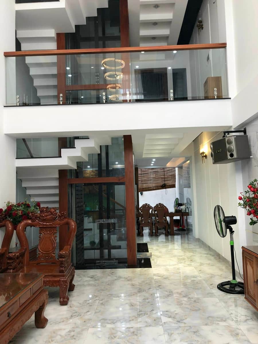 Nhà nội thất đẹp hẻm Trần Quốc Tuấn, 55m2, giá 4.5 tỷ, 3 lầu