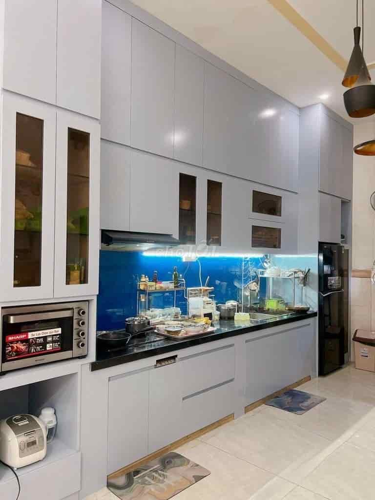 BánNhà, nở hậu, gần chợ Hạnh Thông Tây p8, 52m2, ngang hơn 4m, chỉ 3.8 tỷ