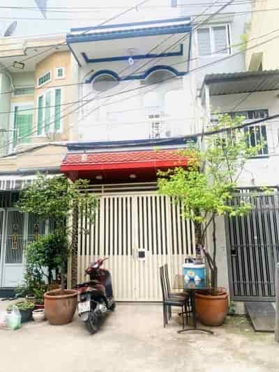 Bán nhà đẹp rẻ sau căn mặt tiền hxh, 3.2x10m, Nguyễn Kiệm, P3, Gò Vấp