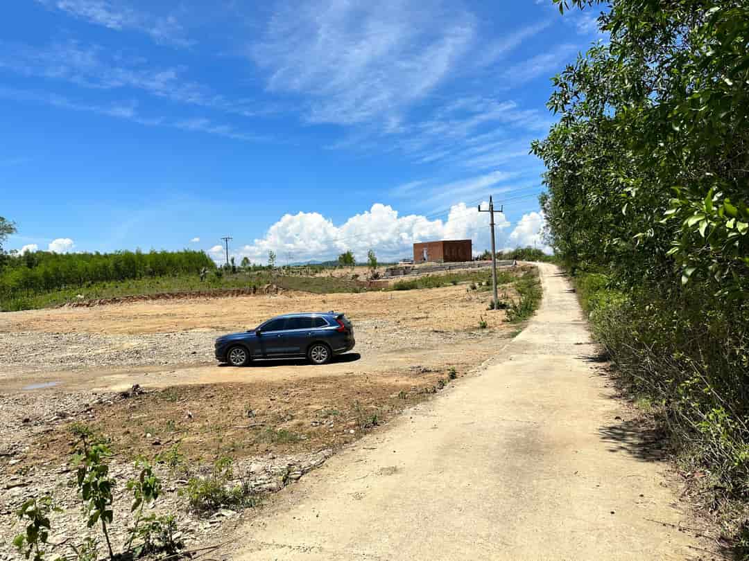 Bán đất vườn vùng ven Nha Trang rộng hơn 1000m chỉ 240tr đường ô tô